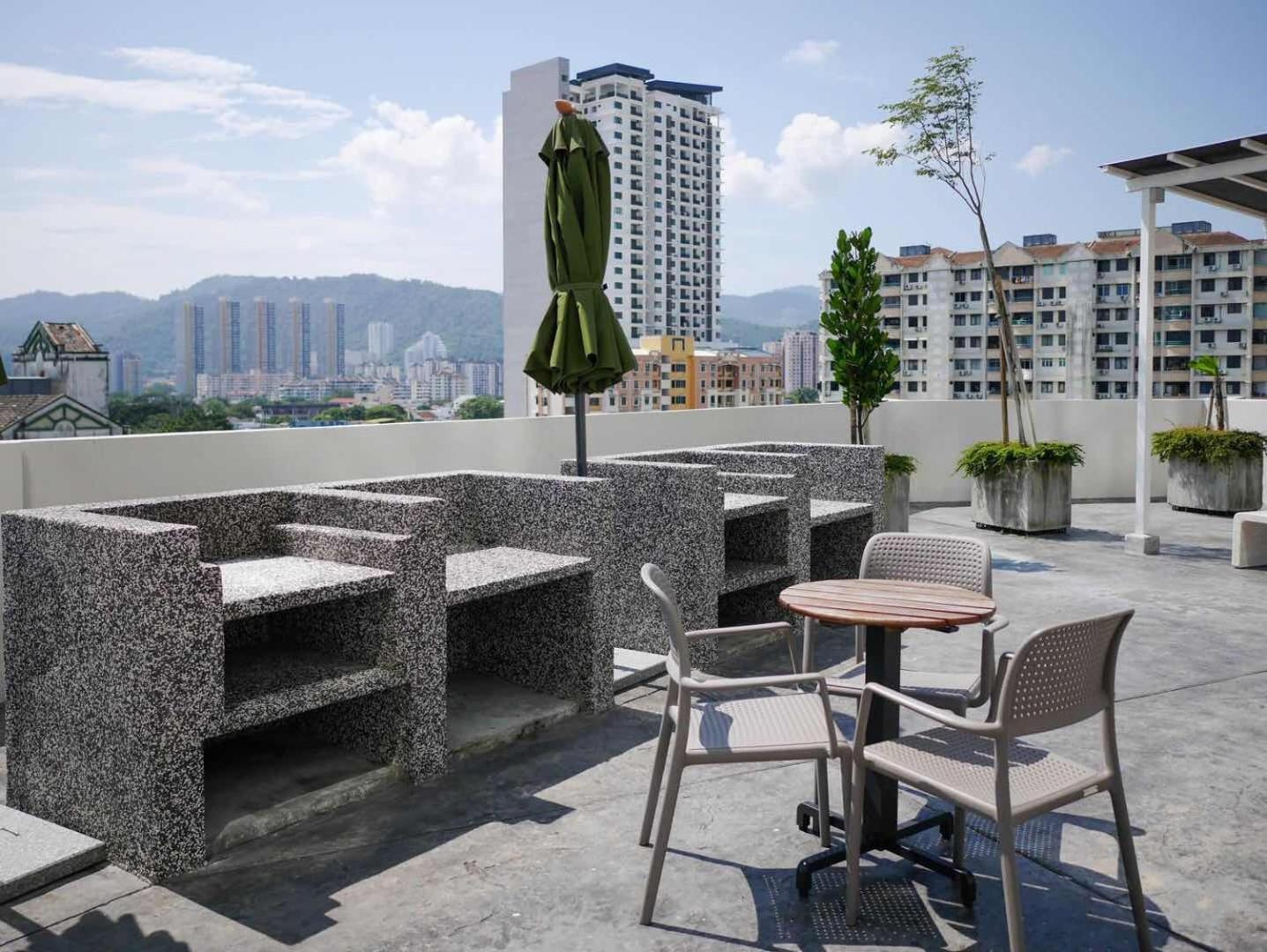 Penang Straits Garden Condominium Georgetown Exterior photo